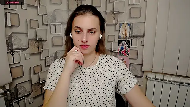 AmandaDimond  online show from 15, 9, 2025