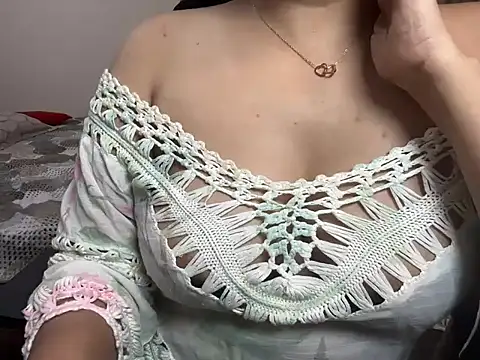 Snapshot of Anushka_01 chatting on 20, 9, 2025 Anushka 01 online show from 20, 9, 2025