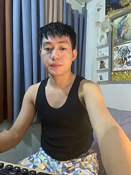 xshyboyx online show from 12, 11, 2025