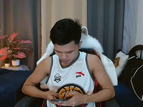 Snapshot of YourNaughtyTwink_69 chatting on 8, 3, 2026 YourNaughtyTwink 69 online show from 8, 3, 2026