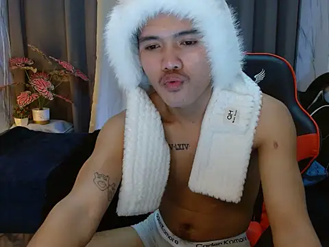 Snapshot of YourNaughtyTwink_69 chatting on 17, 3, 2026 YourNaughtyTwink 69 online show from 17, 3, 2026