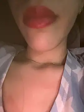 Mimisixo online show from 13, 10, 2025