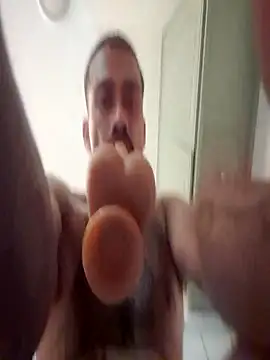 Snapshot of Cnutt310 chatting on 11, 11, 2025 Cnutt310 online show from 11, 11, 2025