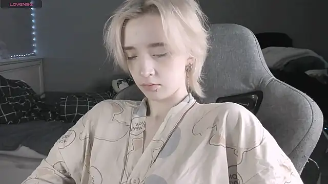 Snapshot of MelissaReis chatting on 14, 3, 2026 MelissaReis online show from 14, 3, 2026