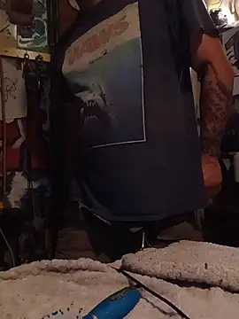 Snapshot of Twoslipperywhenwett chatting on 12, 11, 2025 Twoslipperywhenwett online show from 12, 11, 2025