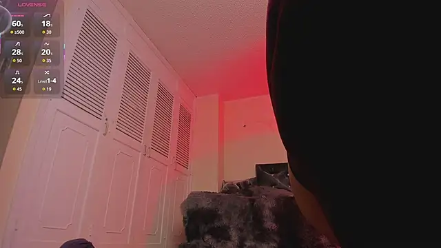 Snapshot of Draculairis chatting on 25, 10, 2025 Draculairis online show from 25, 10, 2025