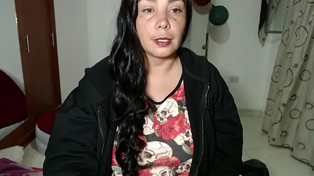 Vivian milf paint online show from 13, 9, 2025