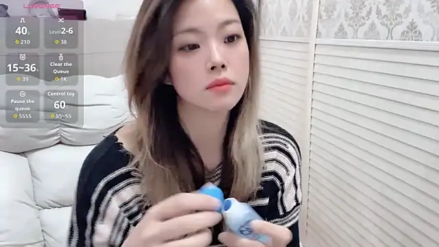 Holiland online show from 6, 11, 2025