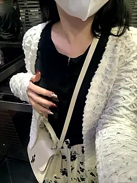 Meii-meyy online show from 9, 1, 2026