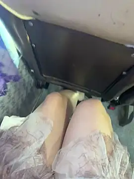 Meii-meyy online show from 10, 3, 2026