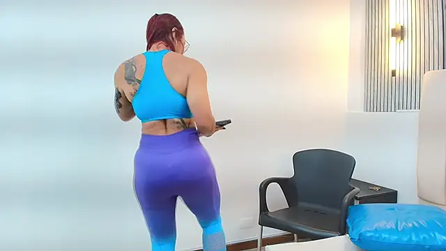 Snapshot of agatha_dante chatting on 5, 11, 2025 agatha dante online show from 5, 11, 2025