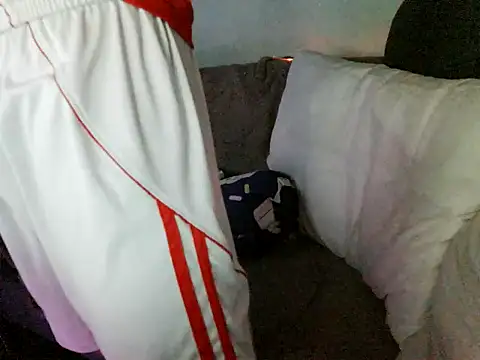 boyhigh1997 online show from 12, 10, 2025