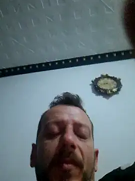 Snapshot of raducori chatting on 13, 3, 2026 raducori online show from 13, 3, 2026