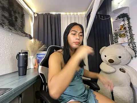 Snapshot of Sweetasian_cum chatting on 17, 9, 2025 Sweetasian cum online show from 17, 9, 2025