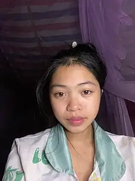 Snapshot of Thy00__ chatting on 6, 3, 2026 Thy00 online show from 6, 3, 2026