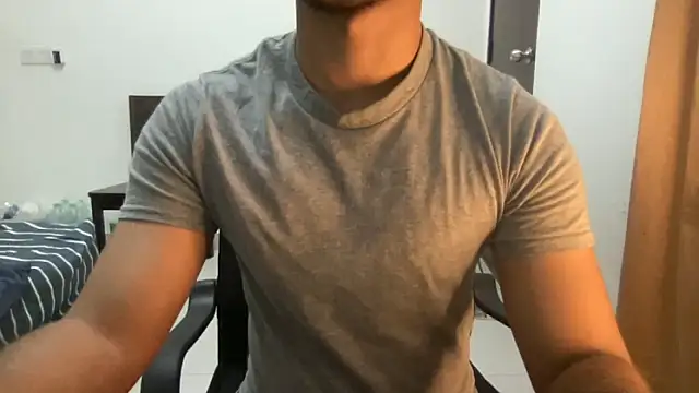 Hotmaskedboi online show from 25, 10, 2025