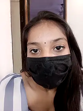 Snapshot of Cute_Rakhi8 chatting on 30, 9, 2025 Cute Rakhi8 online show from 30, 9, 2025