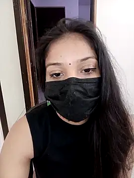 Snapshot of Cute_Rakhi8 chatting on 9, 10, 2025 Cute Rakhi8 online show from 9, 10, 2025