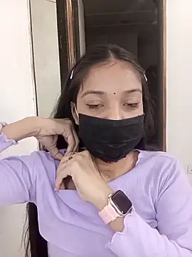 Snapshot of Cute_Rakhi8 chatting on 3, 11, 2025 Cute Rakhi8 online show from 3, 11, 2025