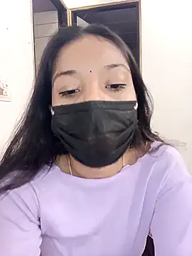 Snapshot of Cute_Rakhi8 chatting on 14, 11, 2025 Cute Rakhi8 online show from 14, 11, 2025