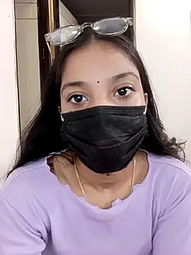 Snapshot of Cute_Rakhi8 chatting on 21, 11, 2025 Cute Rakhi8 online show from 21, 11, 2025