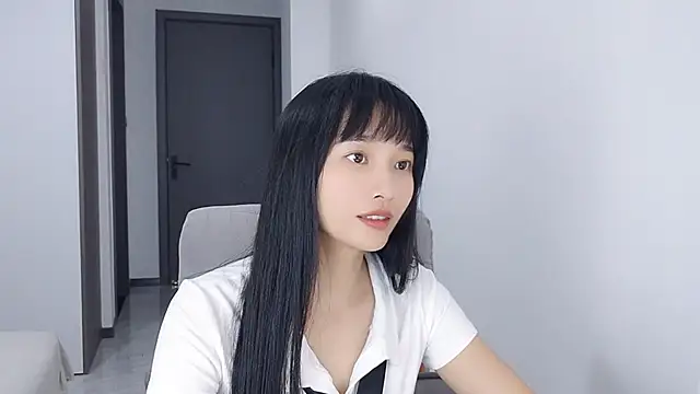 Lisa-3333 online show from 22, 9, 2025