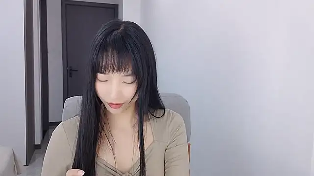 Lisa-3333 online show from 24, 10, 2025