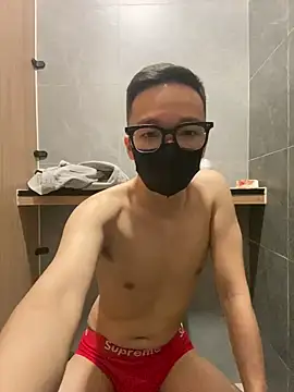 Snapshot of unnameds chatting on 13, 3, 2026 unnameds online show from 13, 3, 2026