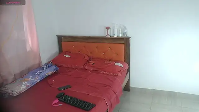 Lawuaifu1 online show from 14, 11, 2025