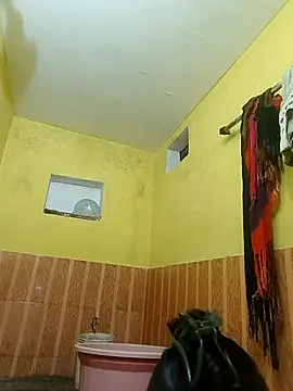 ISHANI-SINGH online show from 17, 11, 2025