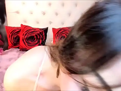 Playfullmaniac online show from 5, 12, 2025