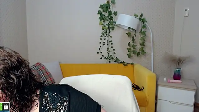 Snapshot of milf_hornys chatting on 6, 11, 2025 milf hornys online show from 6, 11, 2025