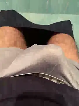 Snapshot of Cruel00 chatting on 1, 12, 2025 Cruel00 online show from 1, 12, 2025