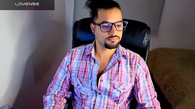 Snapshot of Ernesto-Rodriguez82 chatting on 21, 2, 2026 Ernesto-Rodriguez82 online show from 21, 2, 2026