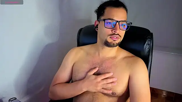 Snapshot of Ernesto-Rodriguez82 chatting on 16, 3, 2026 Ernesto-Rodriguez82 online show from 16, 3, 2026