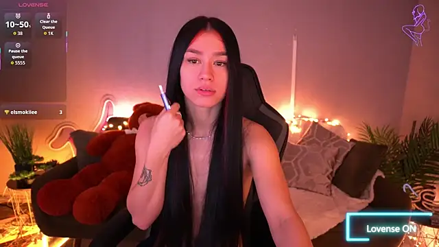 Snapshot of FataleNellie chatting on 6, 2, 2026 FataleNellie online show from 6, 2, 2026