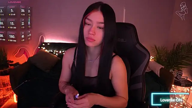 Snapshot of FataleNellie chatting on 9, 2, 2026 FataleNellie online show from 9, 2, 2026