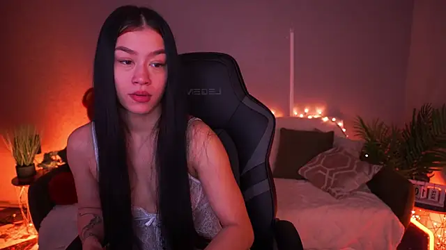 Snapshot of FataleNellie chatting on 10, 3, 2026 FataleNellie online show from 10, 3, 2026