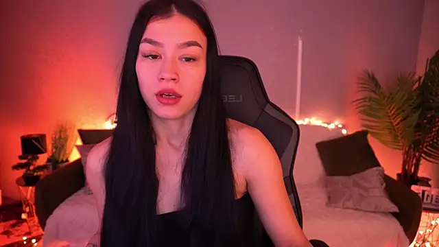 Snapshot of FataleNellie chatting on 17, 3, 2026 FataleNellie online show from 17, 3, 2026