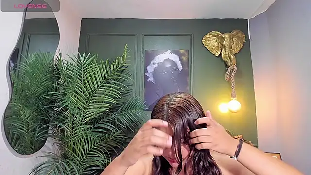 Snapshot of sweety_smilee chatting on 9, 10, 2025 sweety smilee online show from 9, 10, 2025