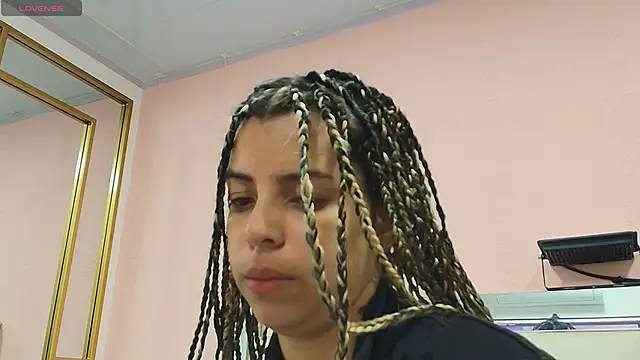 gisell gomez online show from 28, 11, 2025