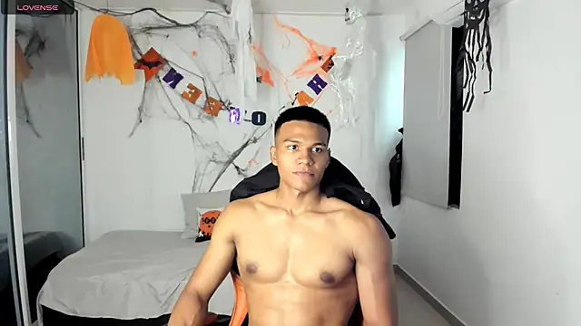 Snapshot of ashlan_king chatting on 17, 10, 2025 ashlan king online show from 17, 10, 2025