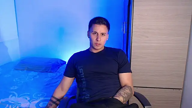 valentinosex1 online show from 18, 1, 2026