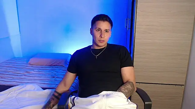 valentinosex1 online show from 16, 2, 2026