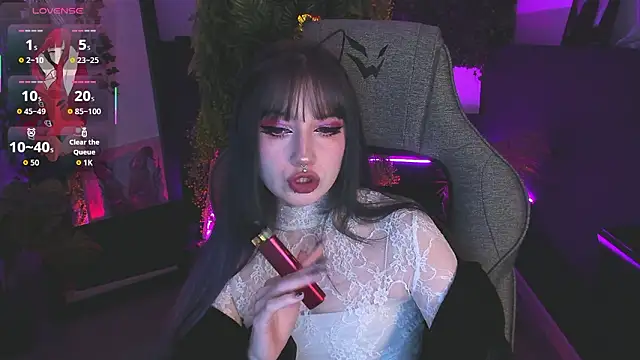 Snapshot of LiliLuna chatting on 13, 2, 2026 LiliLuna online show from 13, 2, 2026