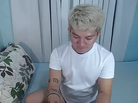 Snapshot of Fuckboii_intown chatting on 20, 11, 2025 Fuckboii intown online show from 20, 11, 2025