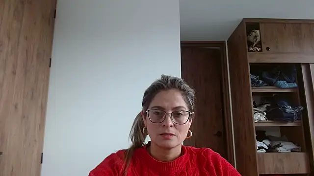 linda-mature43 online show from 4, 11, 2025