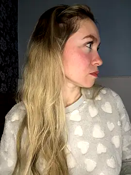 Snapshot of BritgetPsychol chatting on 7, 11, 2025 BritgetPsychol online show from 7, 11, 2025