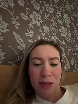 Snapshot of BritgetPsychol chatting on 14, 12, 2025 BritgetPsychol online show from 14, 12, 2025