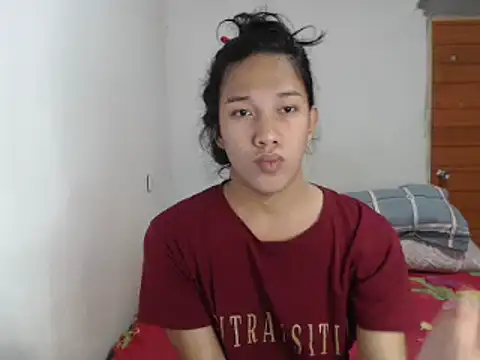 Snapshot of miss_venus11 chatting on 2, 10, 2025 miss venus11 online show from 2, 10, 2025